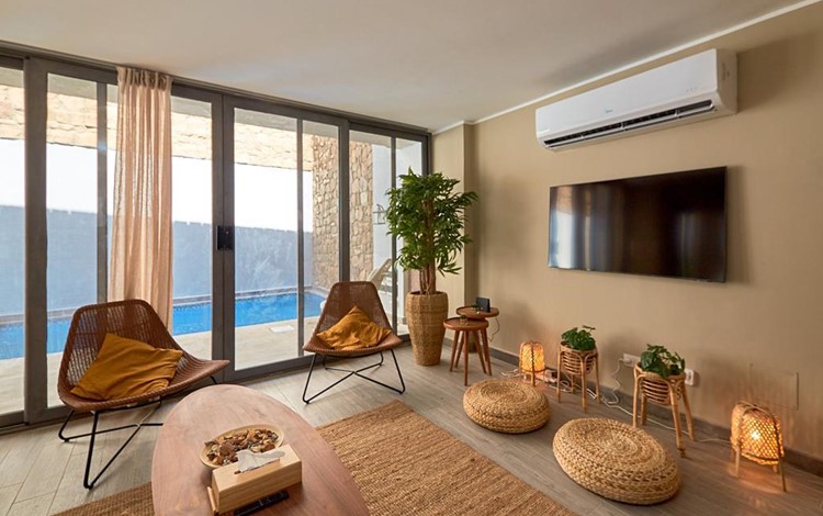For Resale Townhouse Corner with Pool - 5